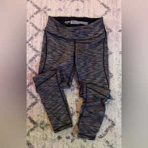 Victoria Sport VSX Knockout Leggings Gray Marl Women’s Medium Compression